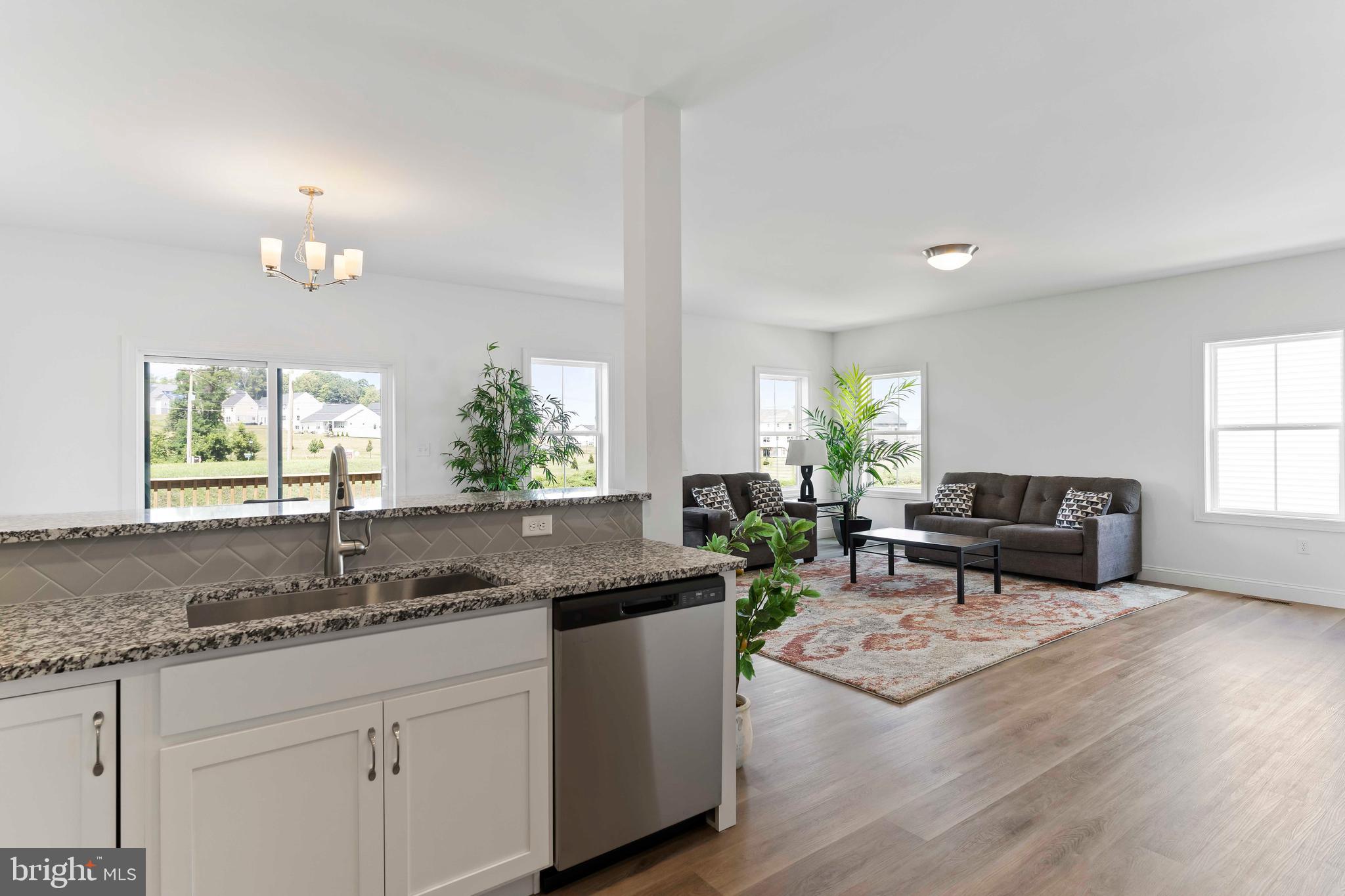 AUTUMN CHASE - Residential