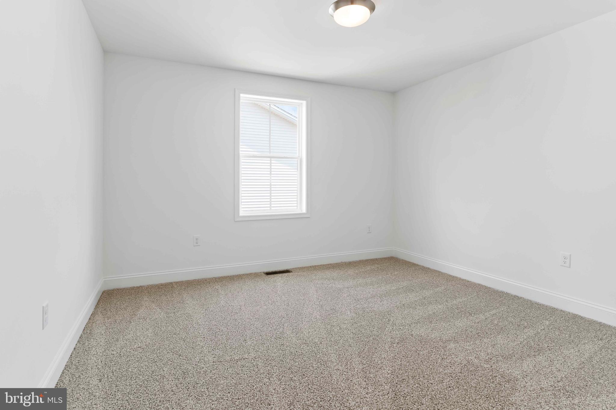 AUTUMN CHASE - Residential