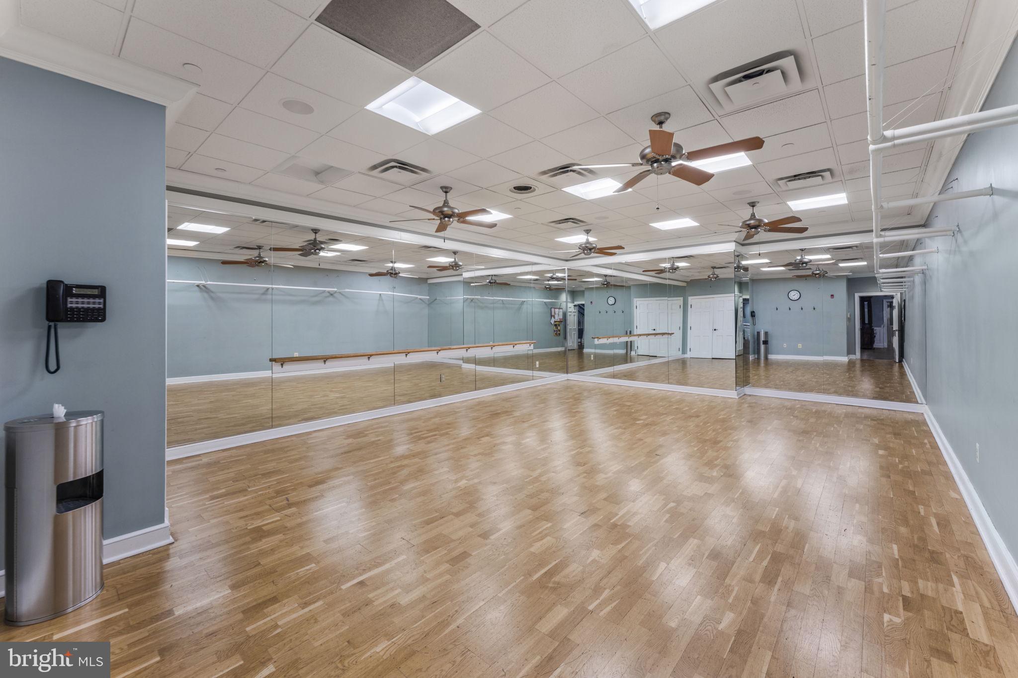 REGENCY AT DOMINION VALLEY - Residential