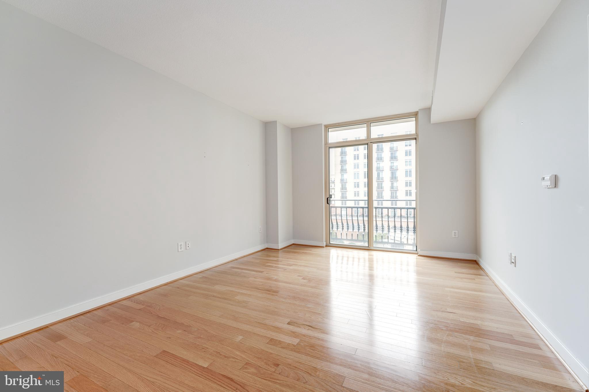 NATIONAL HARBOR - Residential Lease