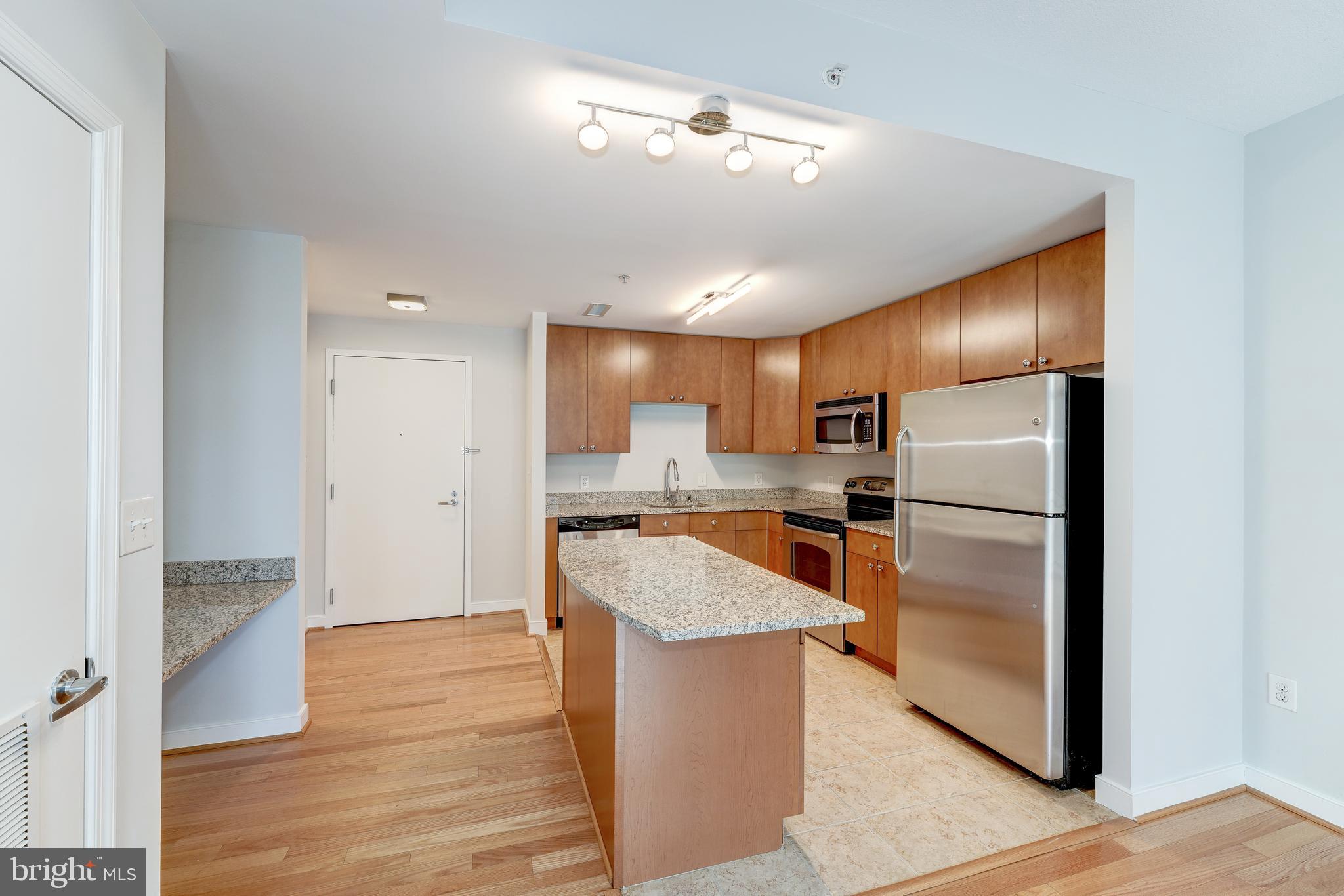 NATIONAL HARBOR - Residential Lease