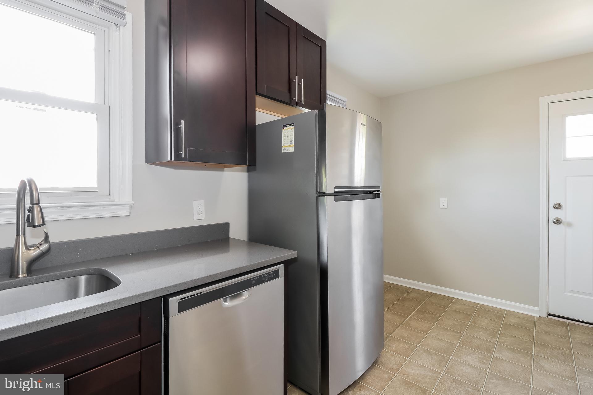 HOLLAND HILL - Residential