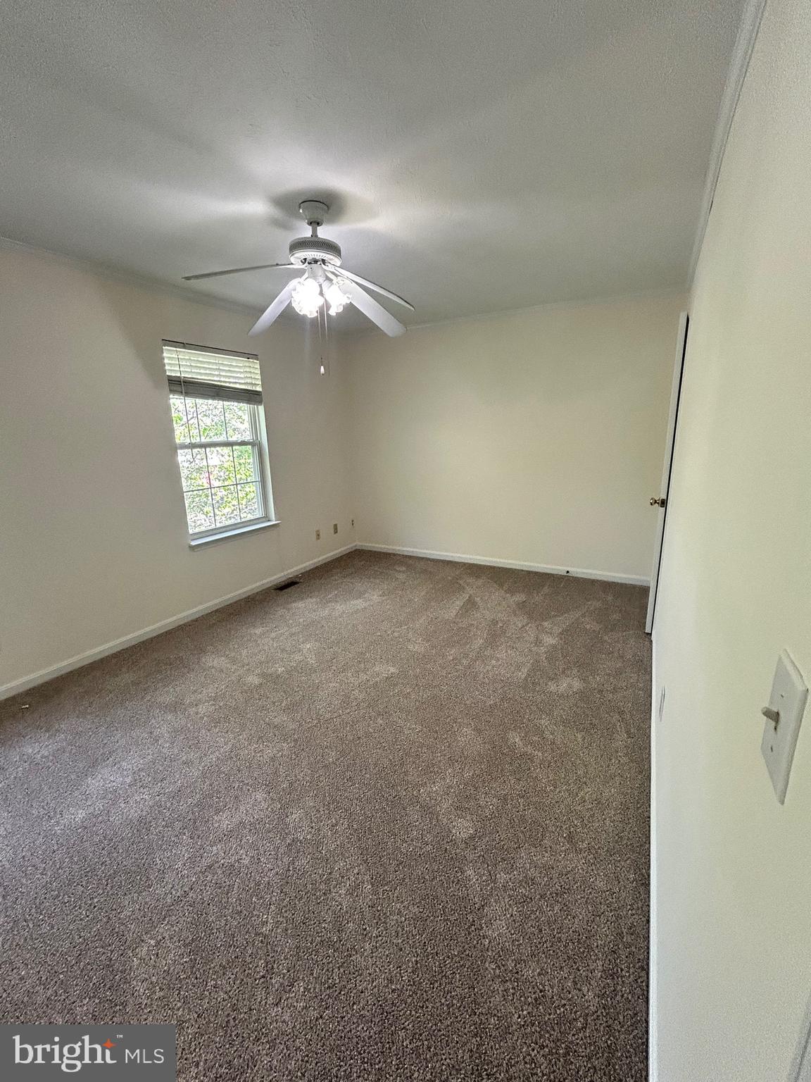 RIDGEFIELD - Residential Lease