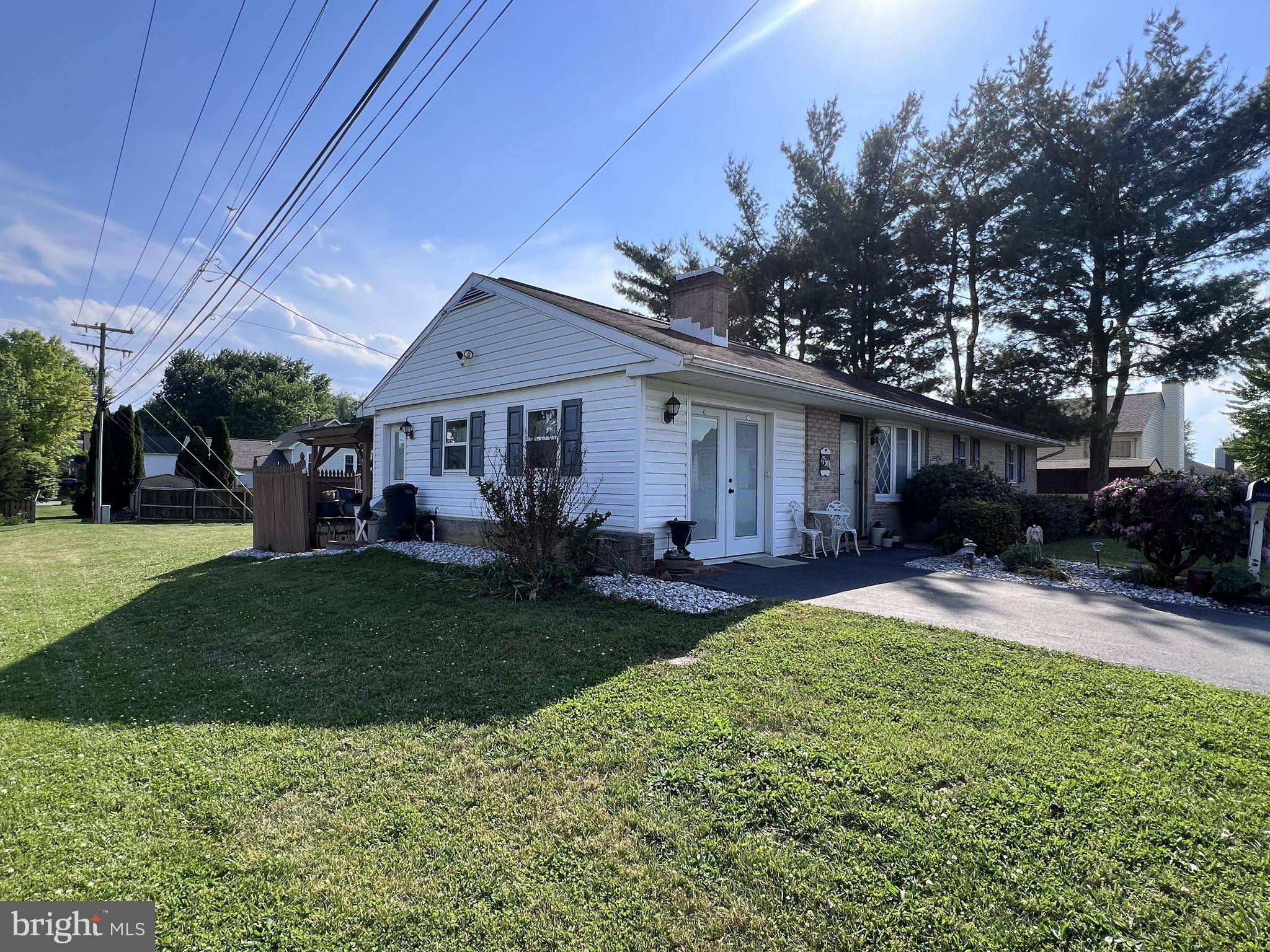 17301 ONTARIO DRIVE