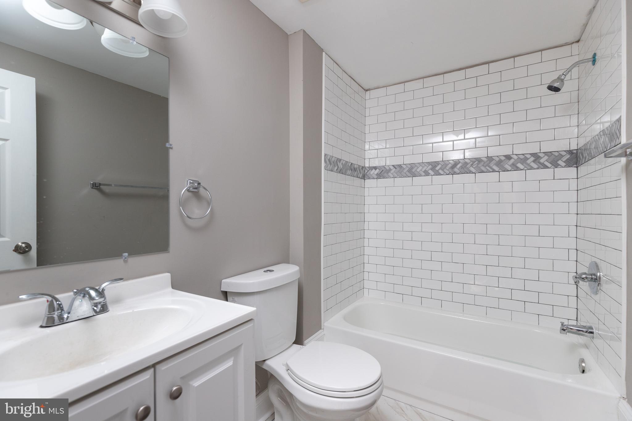 FELLS POINT HISTORIC DISTRICT - Residential Lease