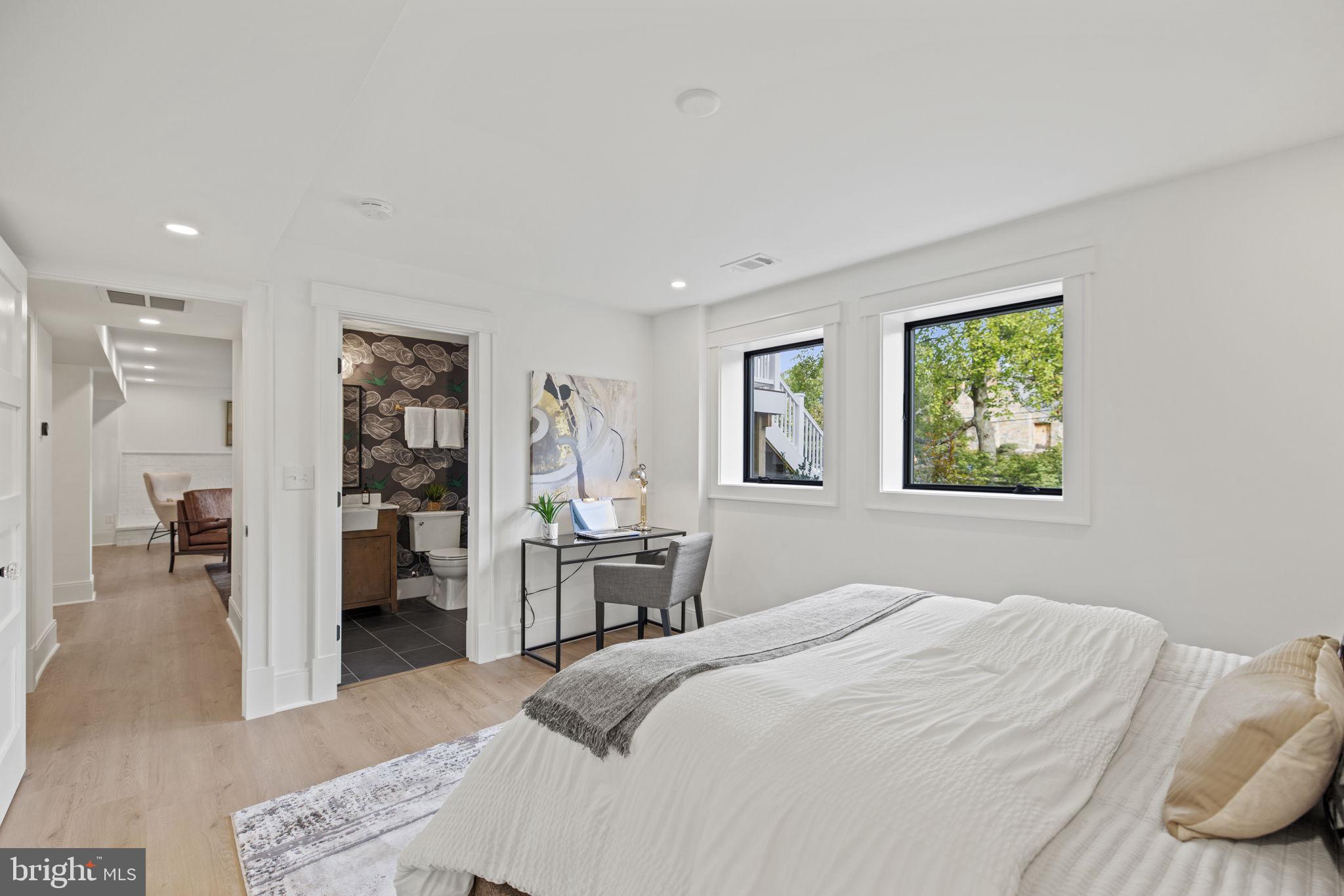 BEVERLEY HILLS - Residential