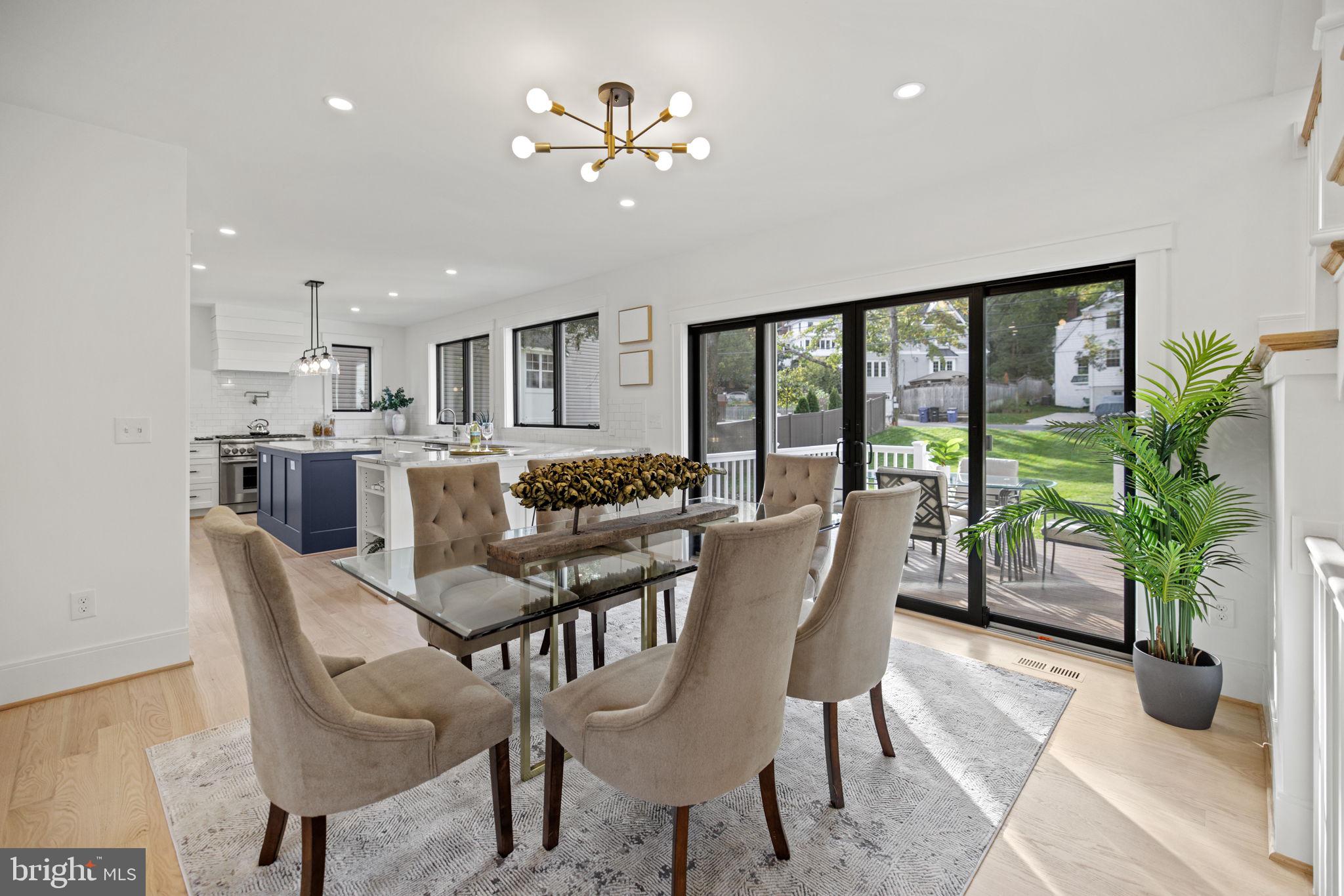 BEVERLEY HILLS - Residential