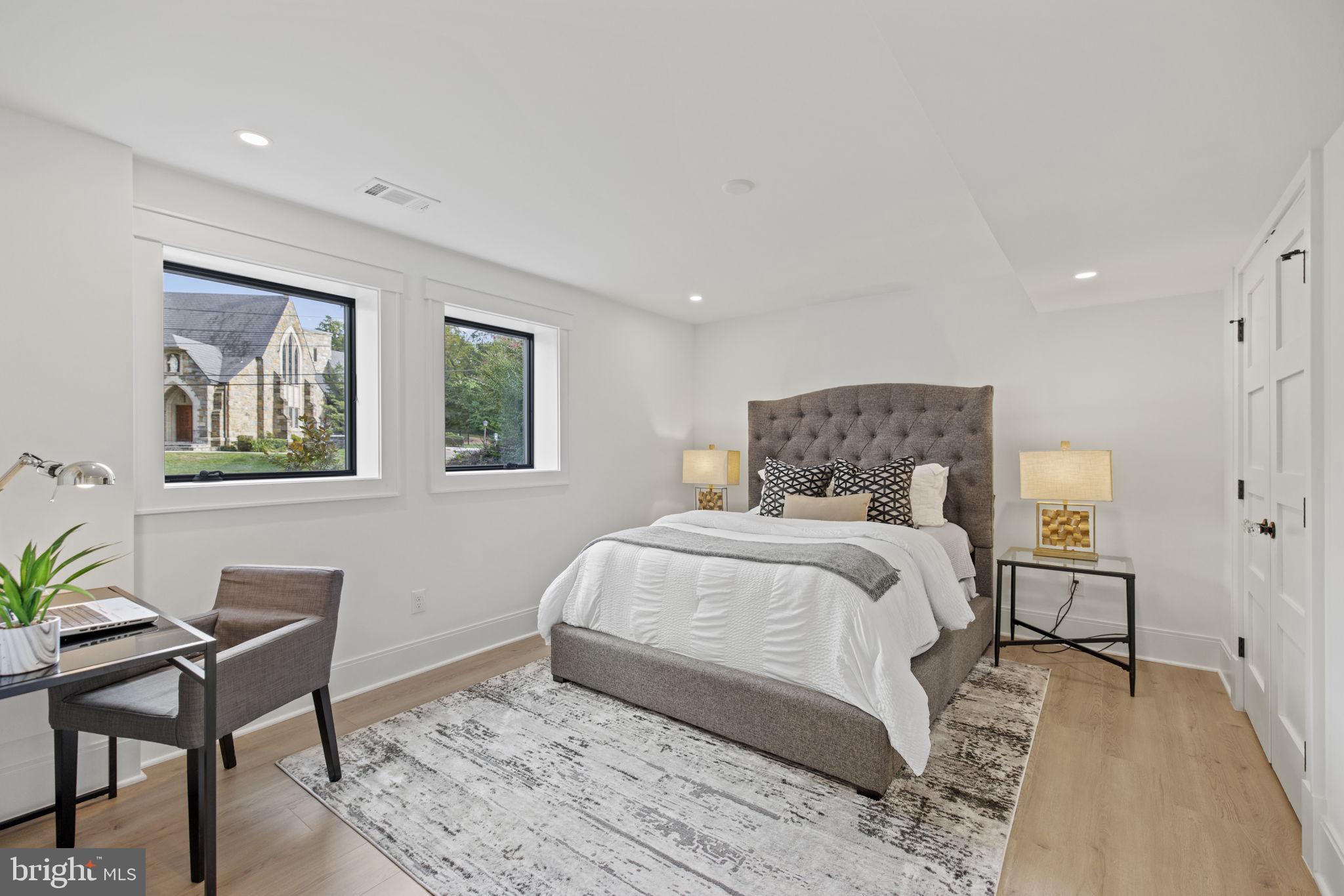 BEVERLEY HILLS - Residential