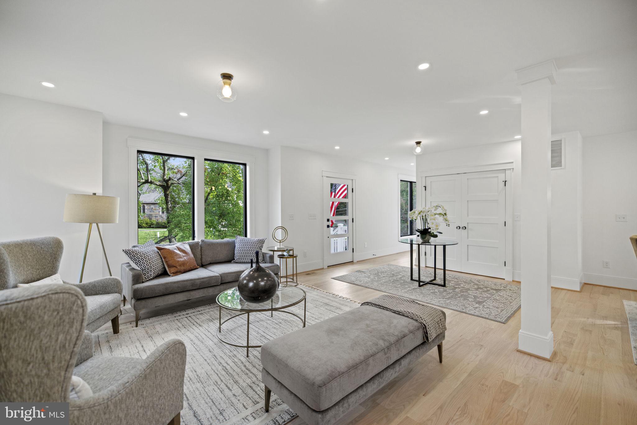 BEVERLEY HILLS - Residential