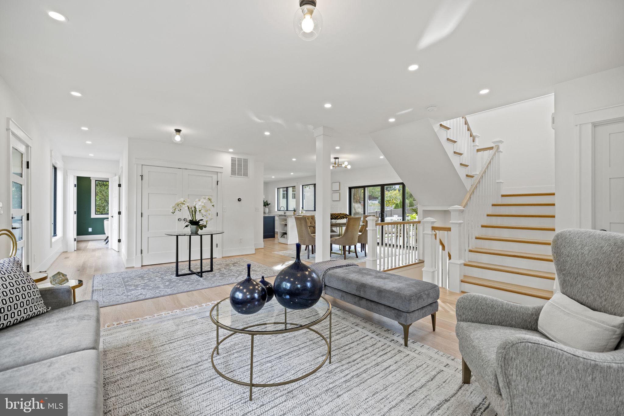 BEVERLEY HILLS - Residential