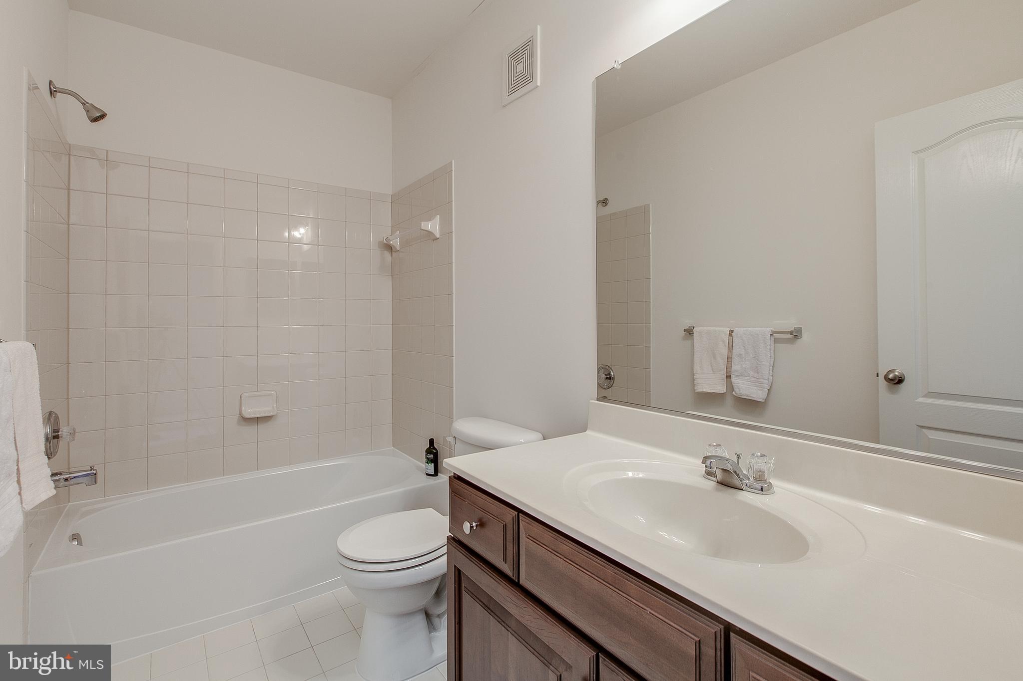 ARORA HILLS - Residential