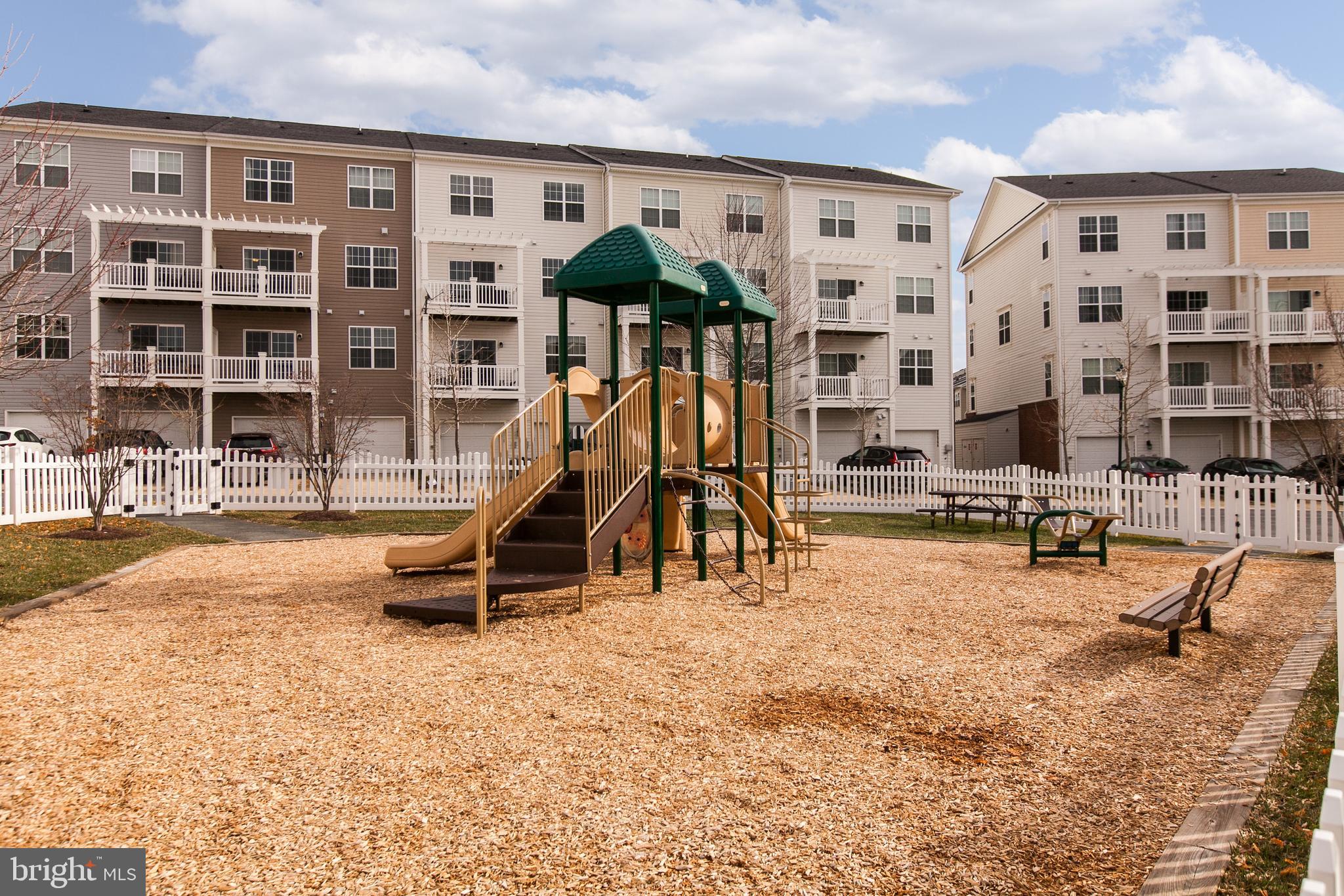 ARORA HILLS - Residential