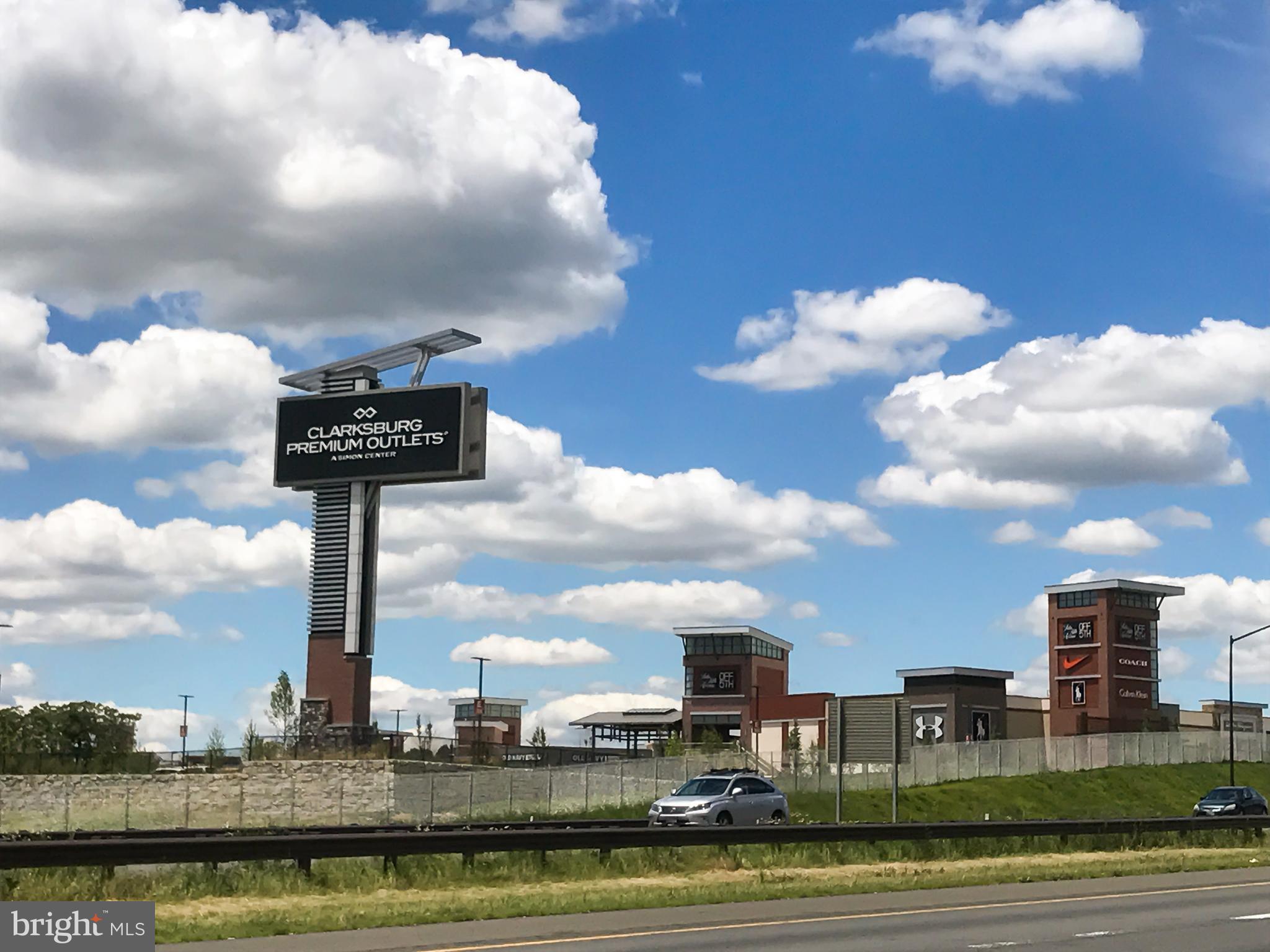 ARORA HILLS - Residential