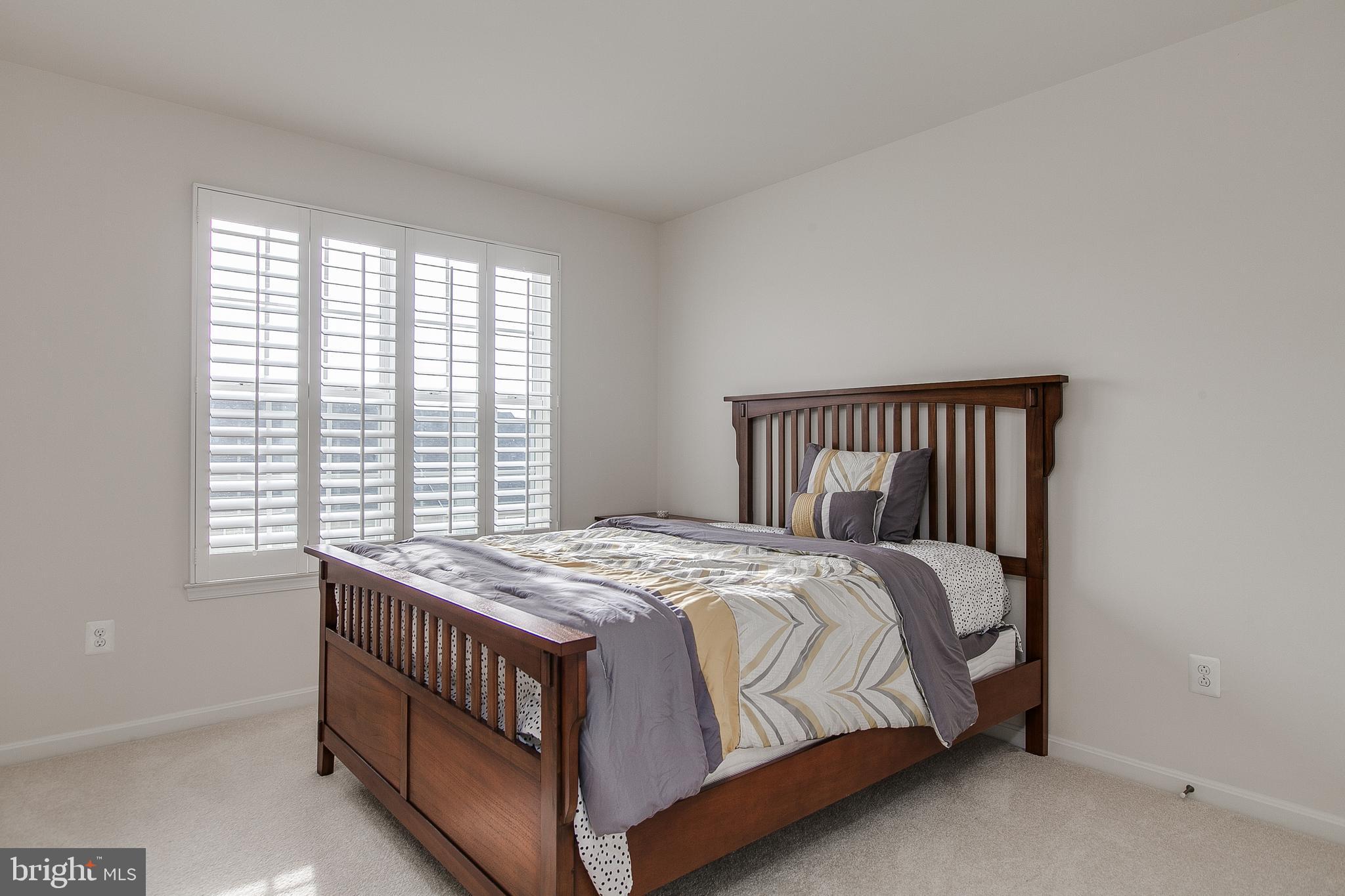 ARORA HILLS - Residential