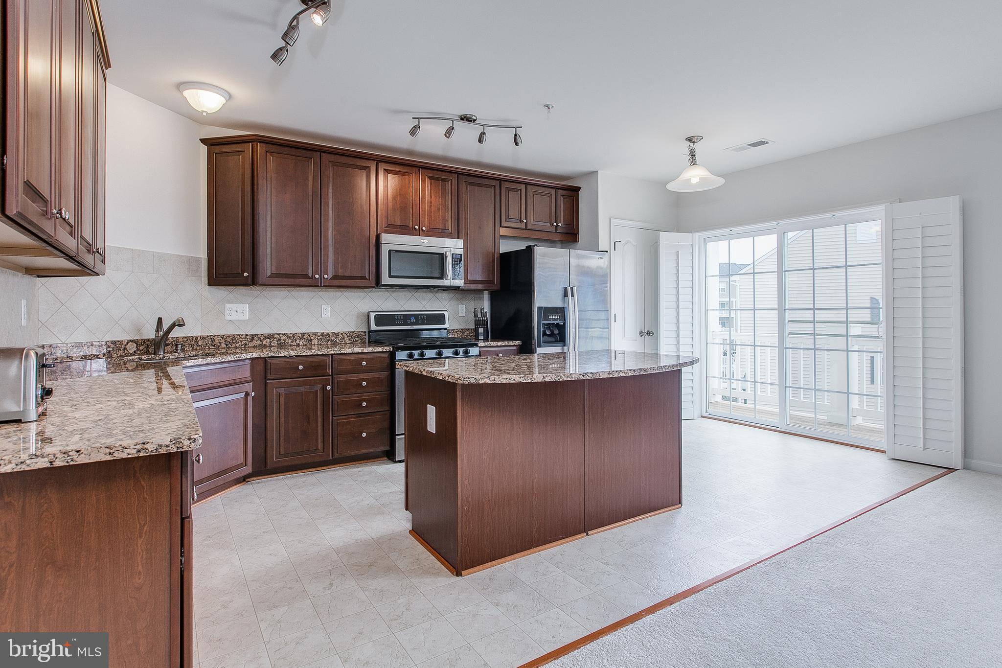 ARORA HILLS - Residential