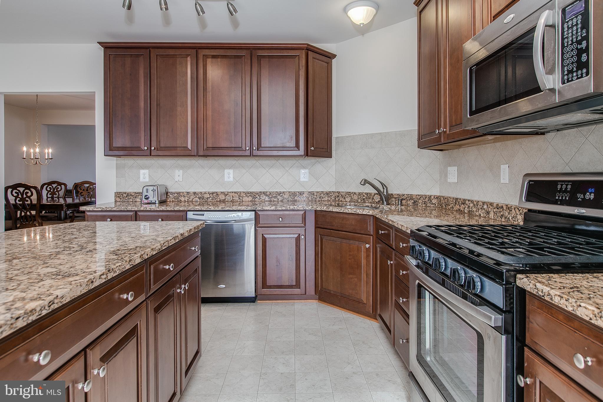 ARORA HILLS - Residential