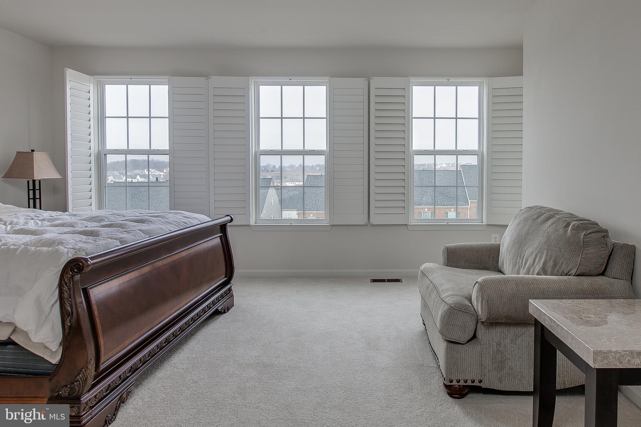 ARORA HILLS - Residential