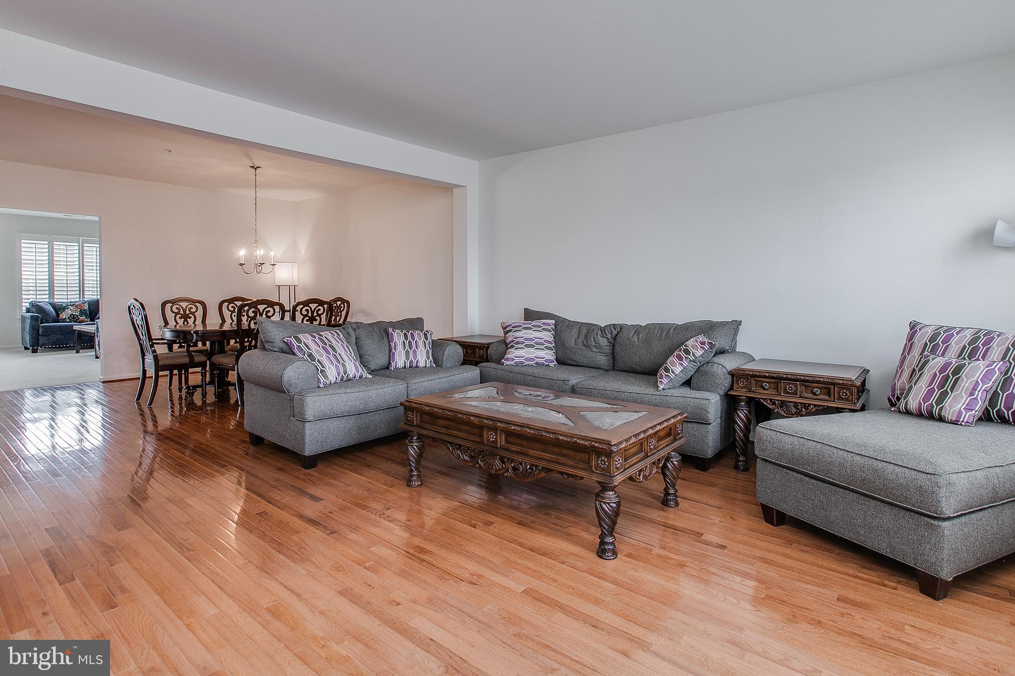 ARORA HILLS - Residential