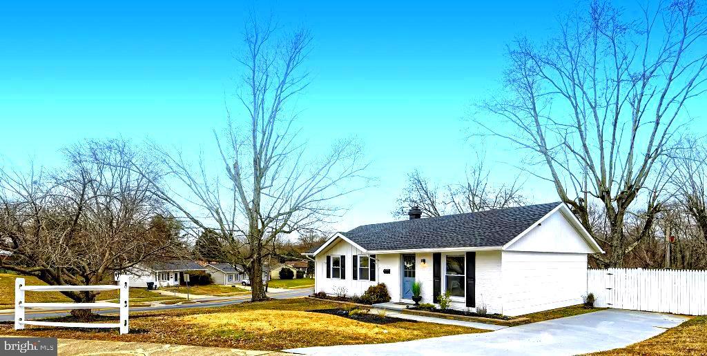 EDGE MEAD - Residential