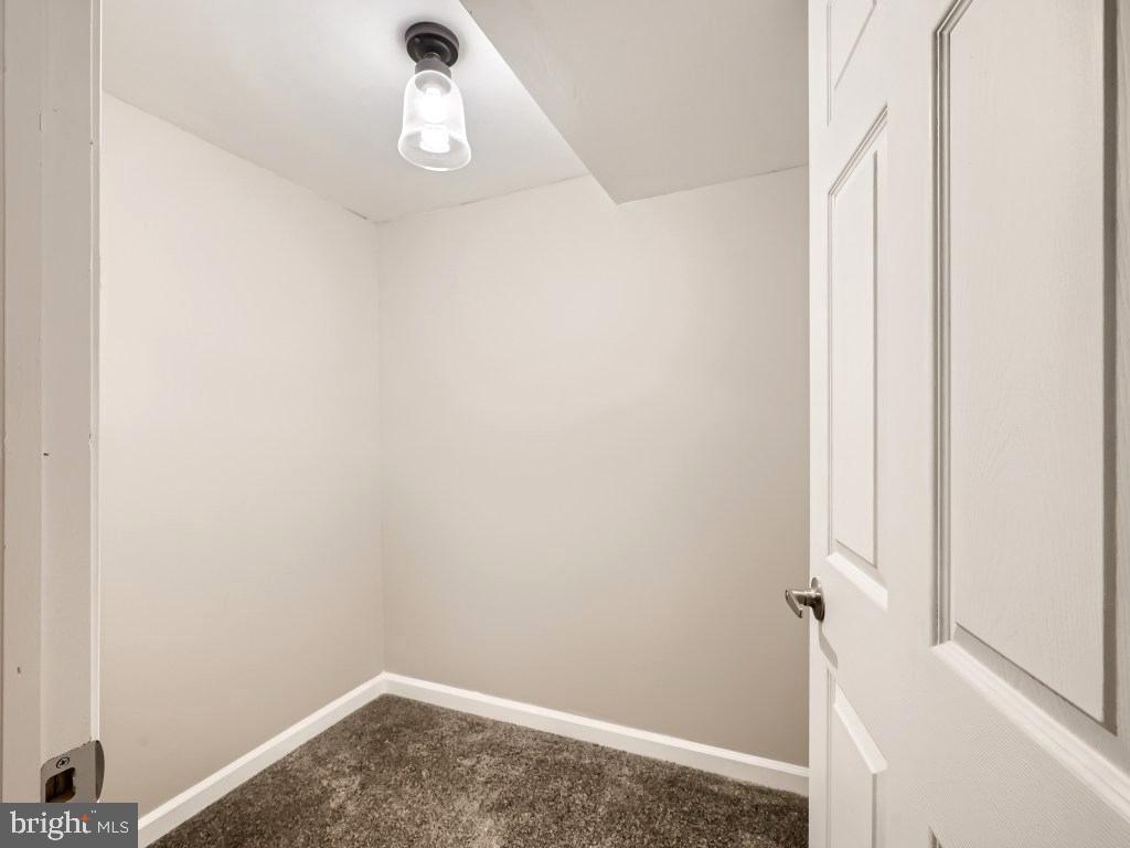 EDGE MEAD - Residential