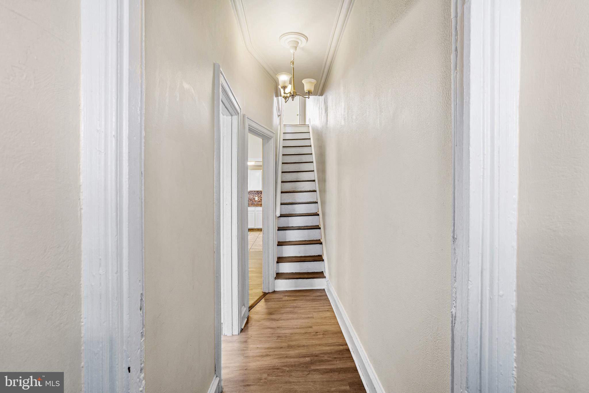 2420 W JEFFERSON STREET