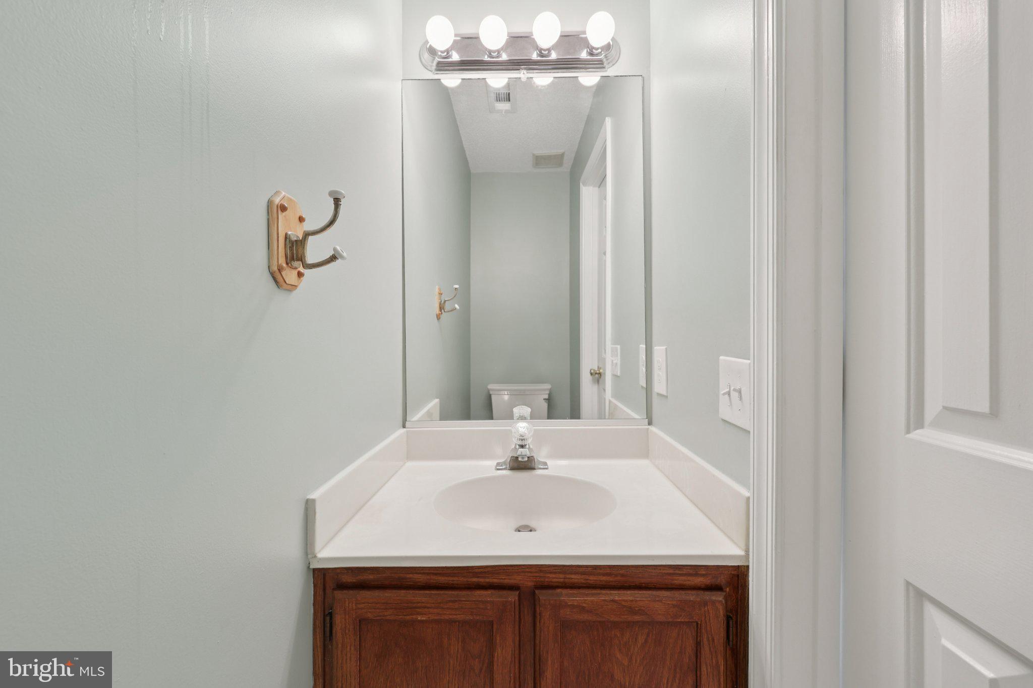 LANDSDOWNE - Residential Lease