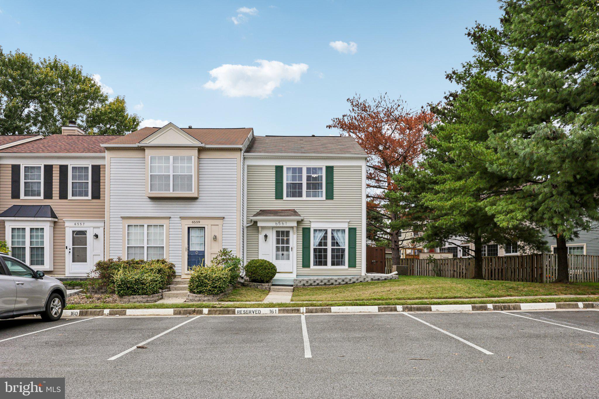 LANDSDOWNE - Residential Lease