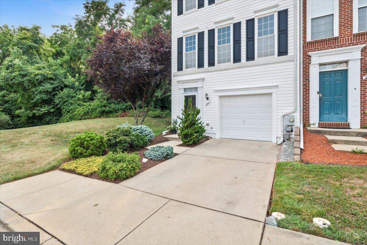 OVERLOOK - Residential