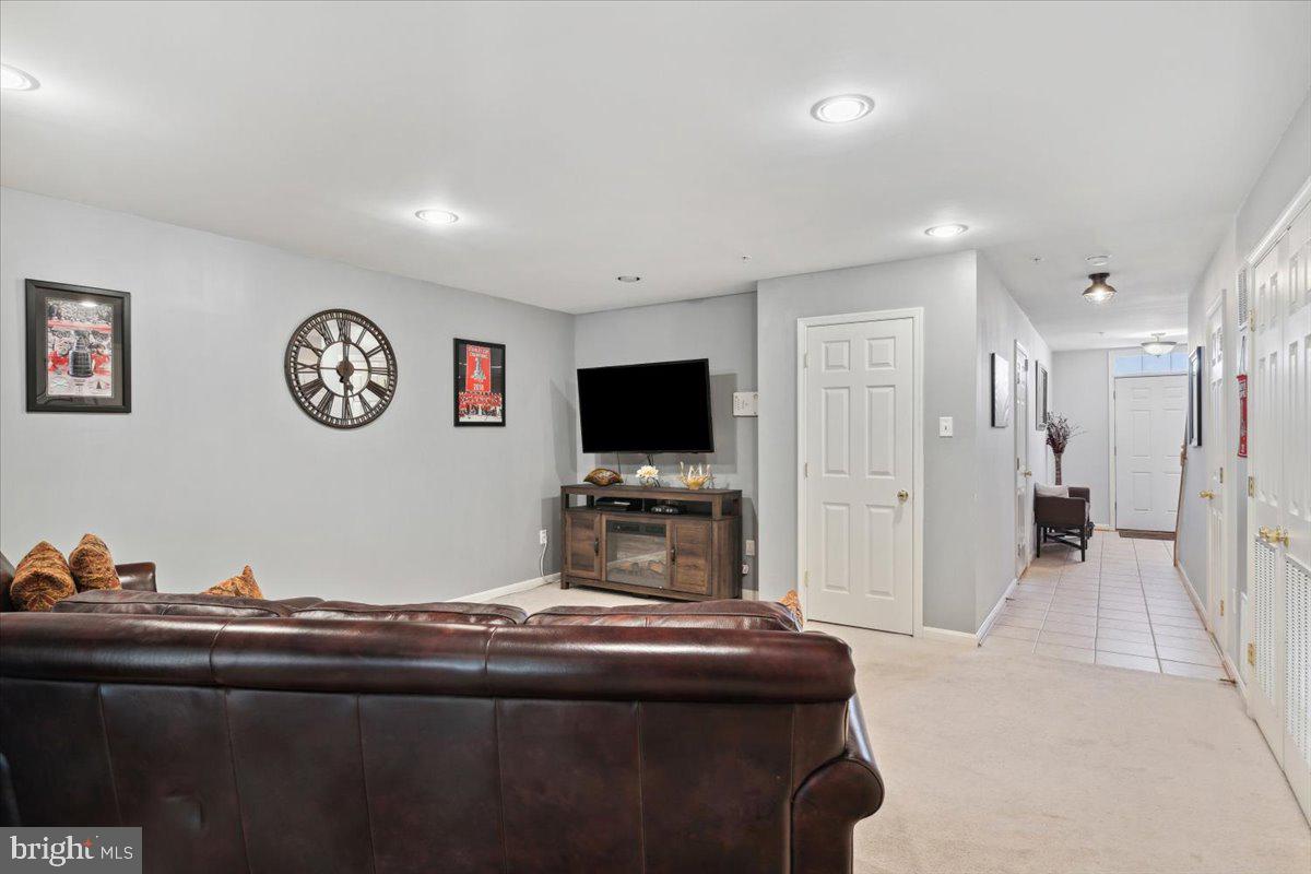 OVERLOOK - Residential