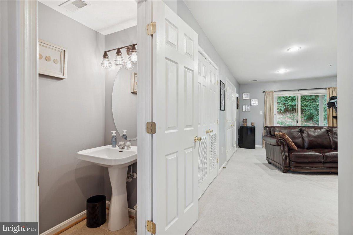 OVERLOOK - Residential