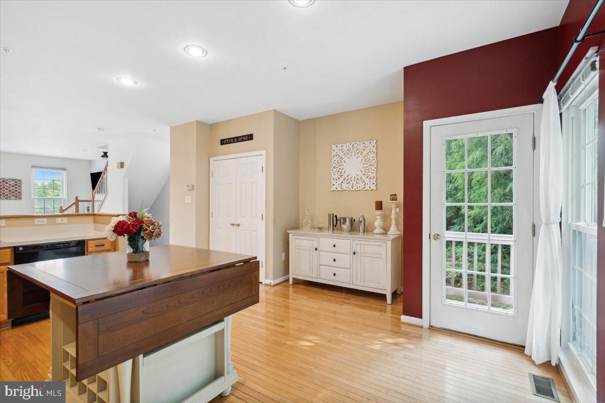 OVERLOOK - Residential