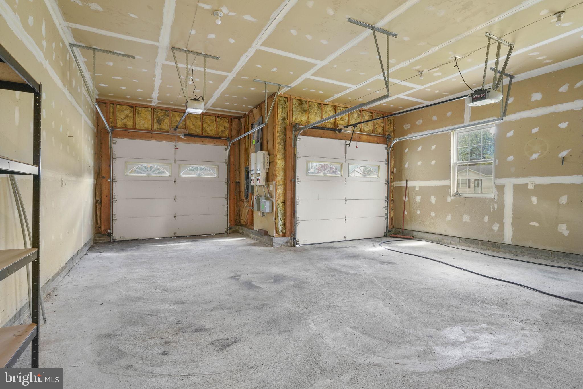 MALLARDS LANDING - Residential