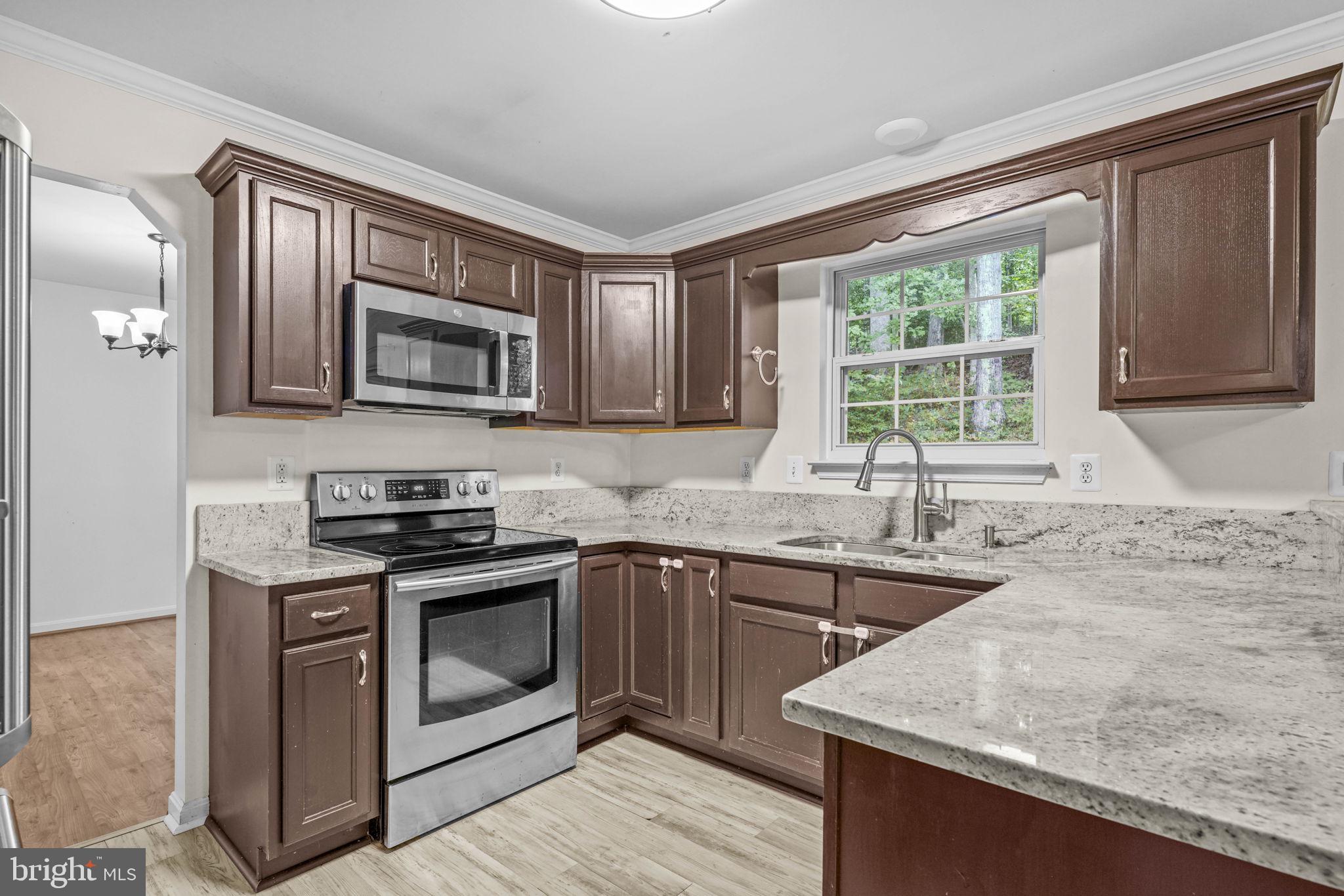 MALLARDS LANDING - Residential