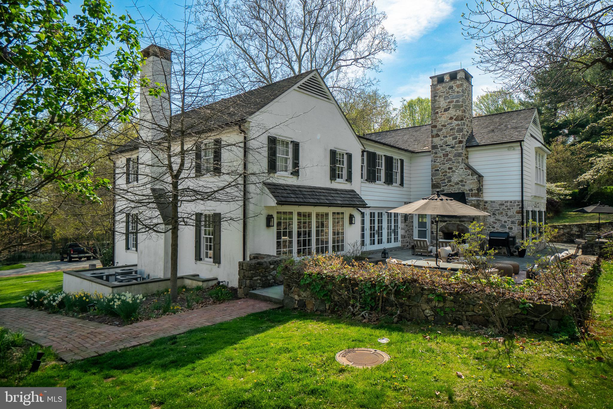 35 CHARWYNN LANE