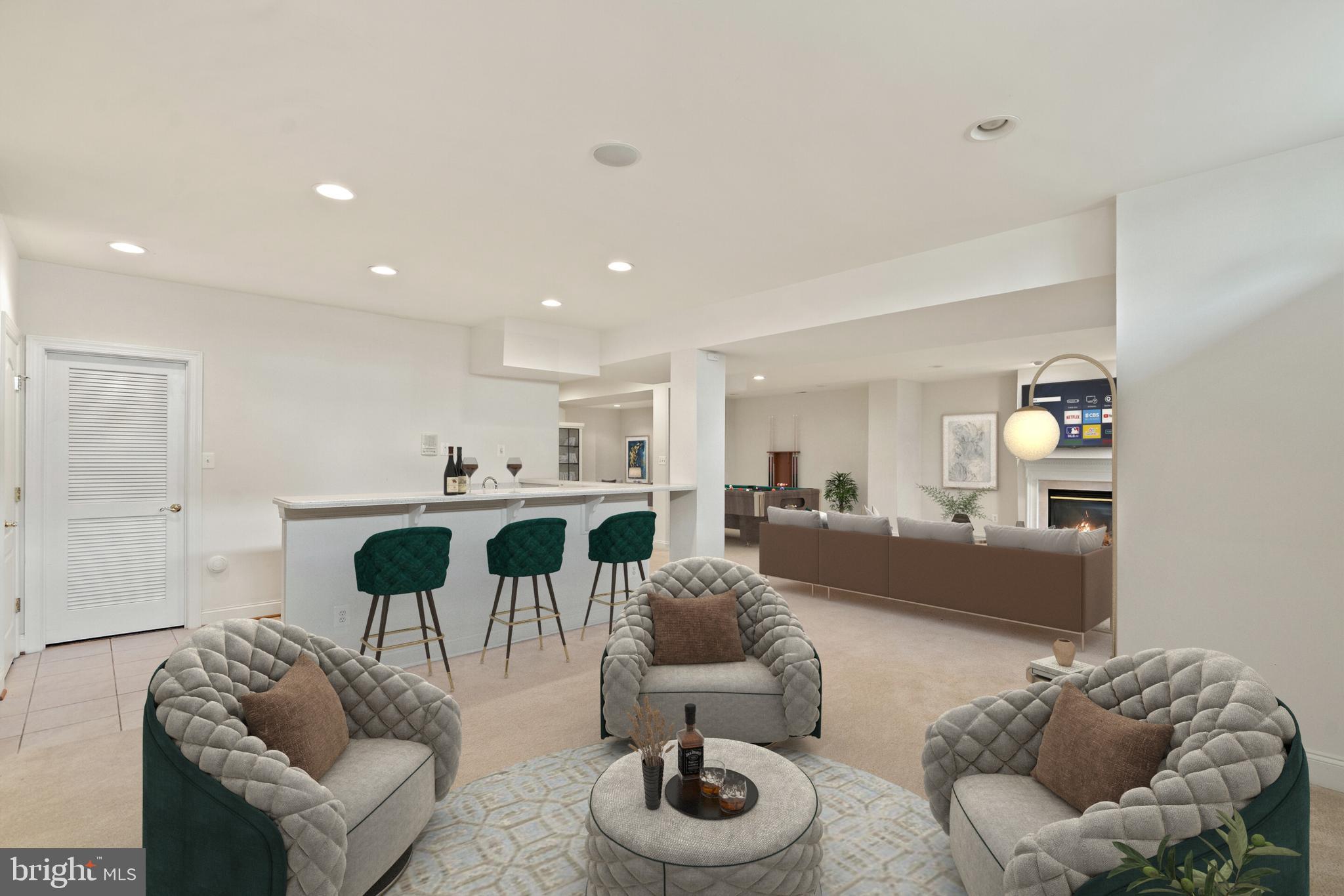 LANSDOWNE ON THE POTOMAC - Residential