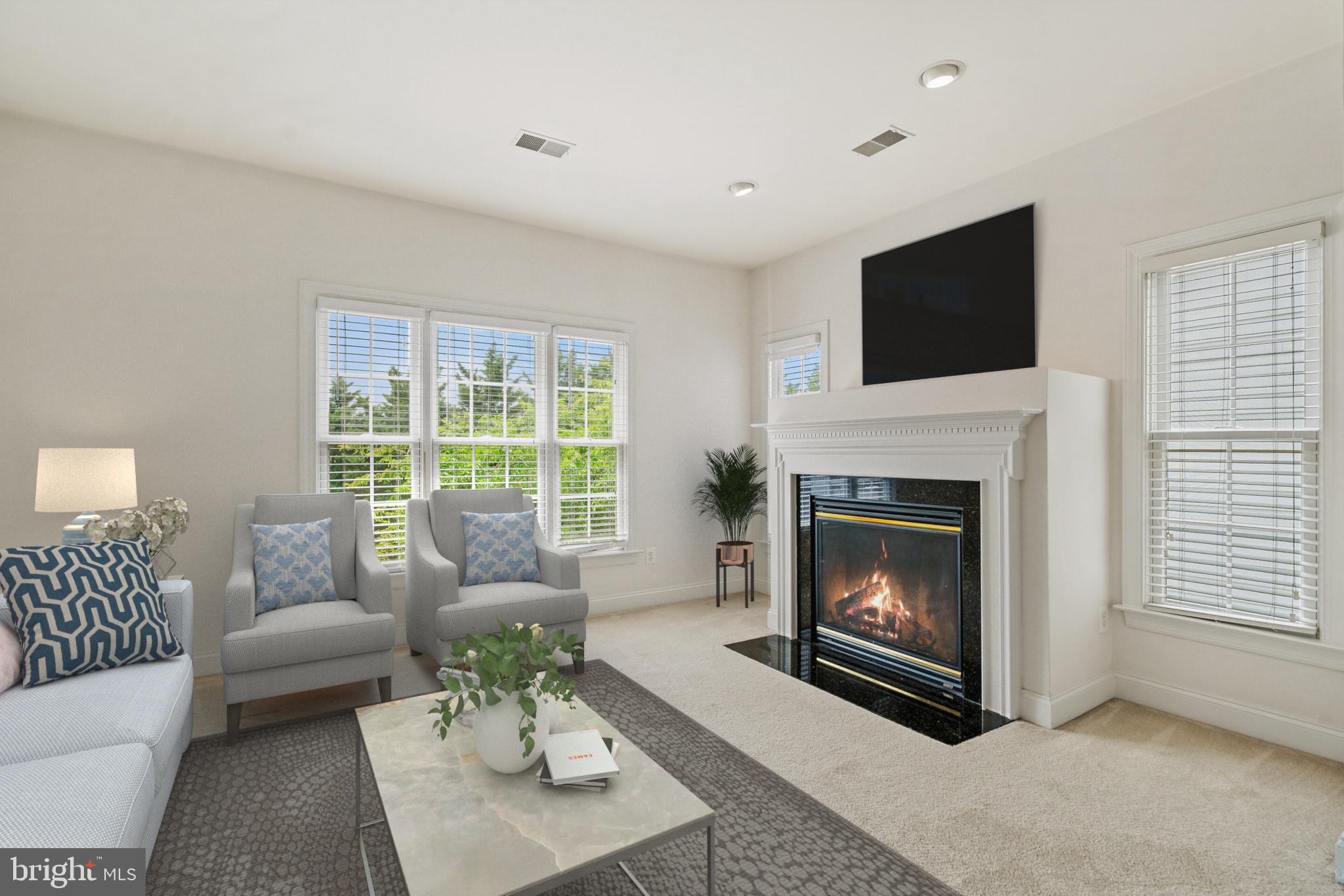 LANSDOWNE ON THE POTOMAC - Residential