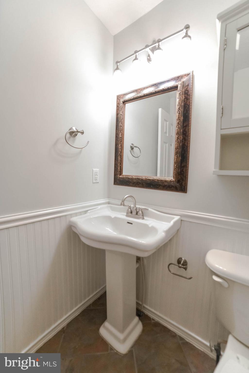 HICKORY HILLS - Residential