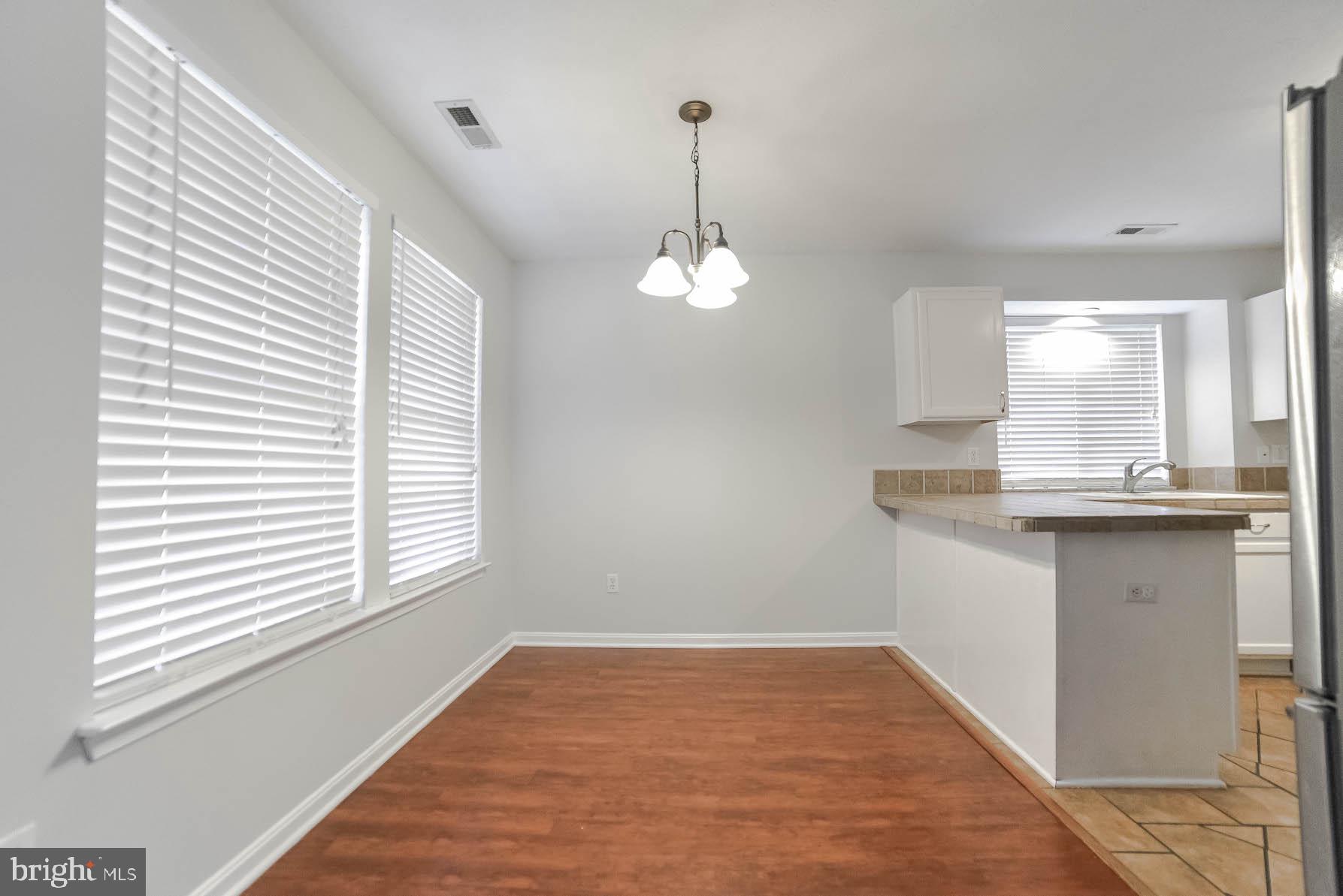 HICKORY HILLS - Residential