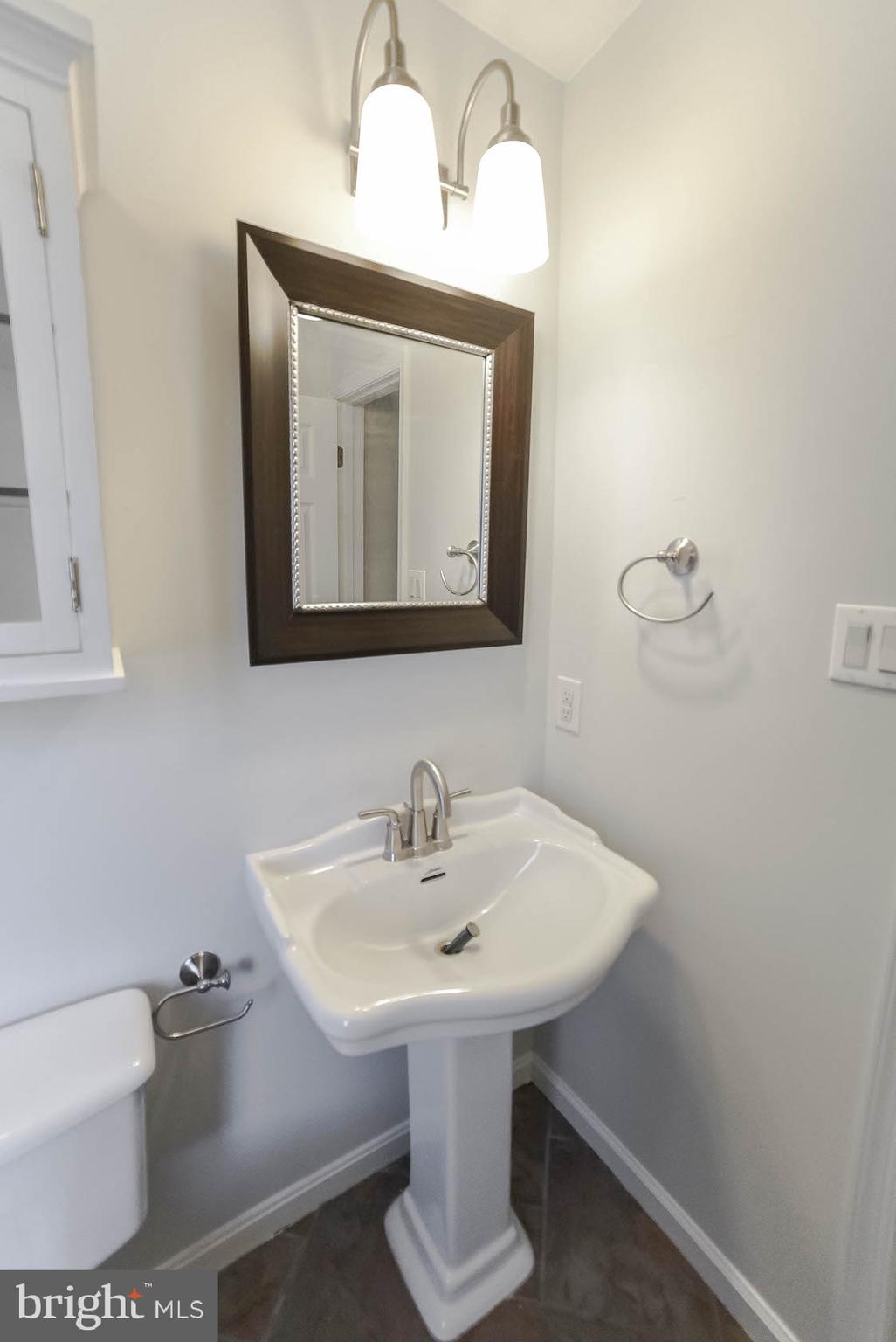 HICKORY HILLS - Residential