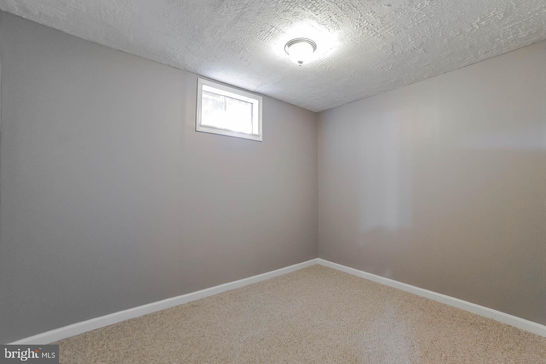 HICKORY HILLS - Residential