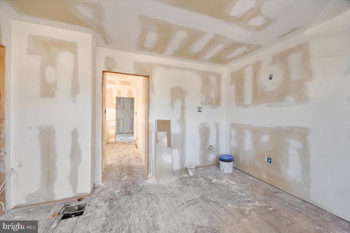 EDGEMONT PARK - Residential