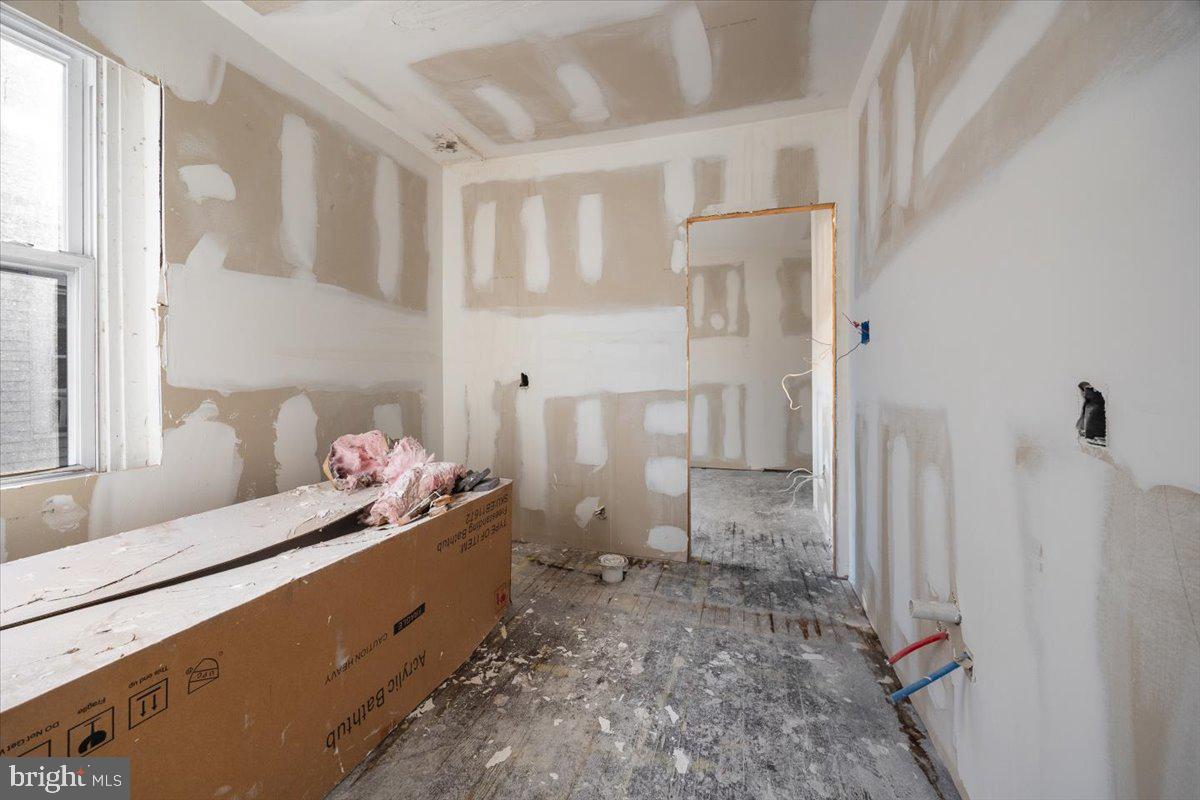 EDGEMONT PARK - Residential