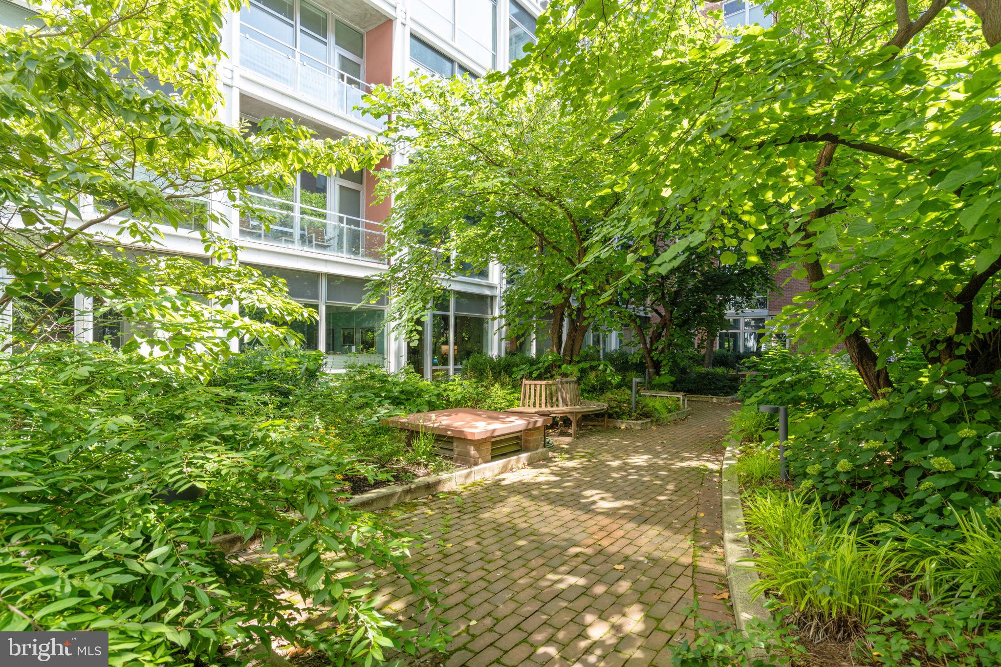 OLD CITY - Residential