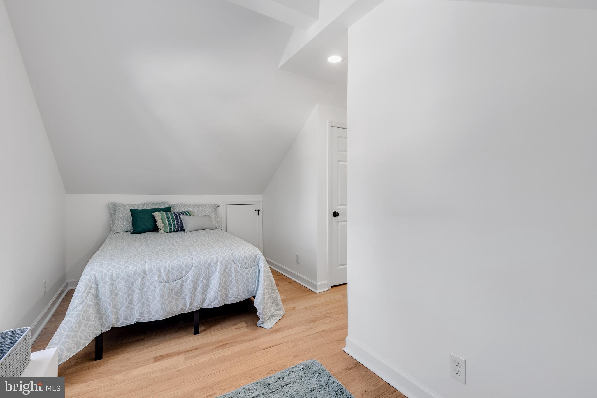 FAIRLINGTON VILLAGES - Residential