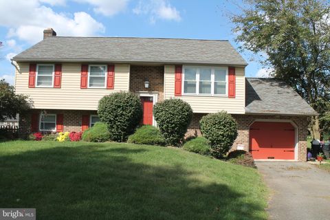 1612 ENGLISH BROOK DRIVE LANDISVILLE PA 17538