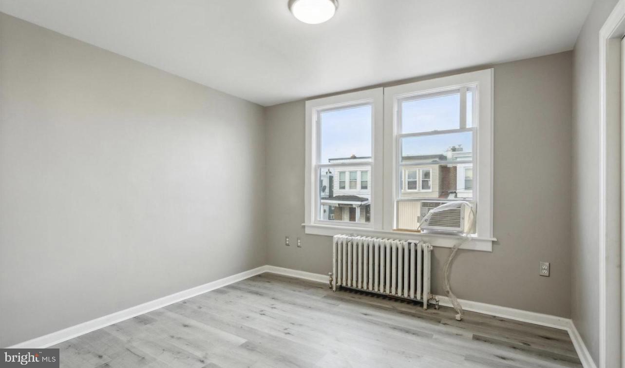 LAWNCREST - Residential