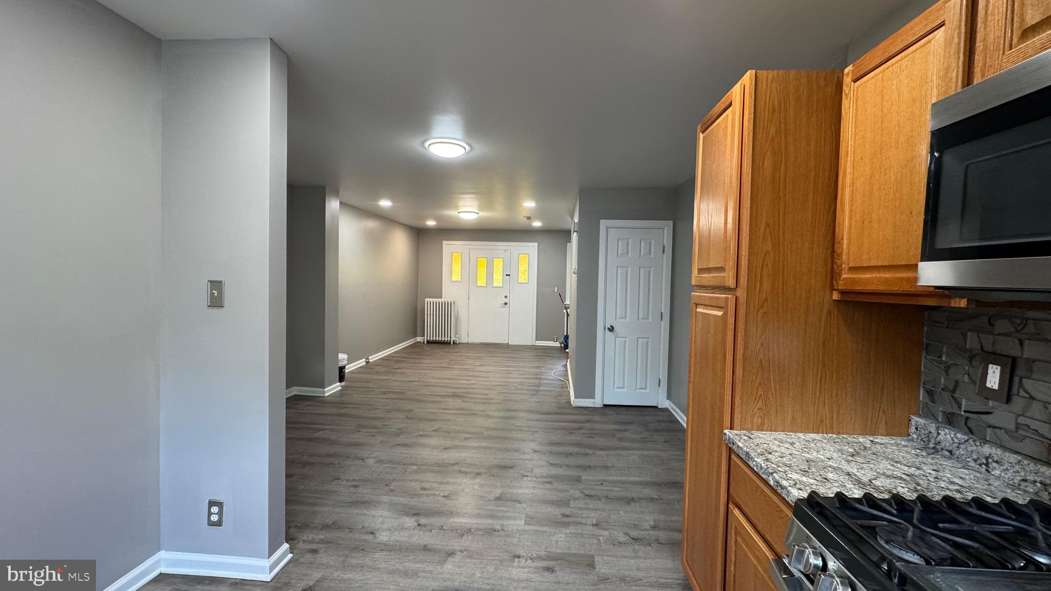 LAWNCREST - Residential