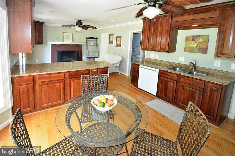 KINGS PARK WEST - Residential Lease