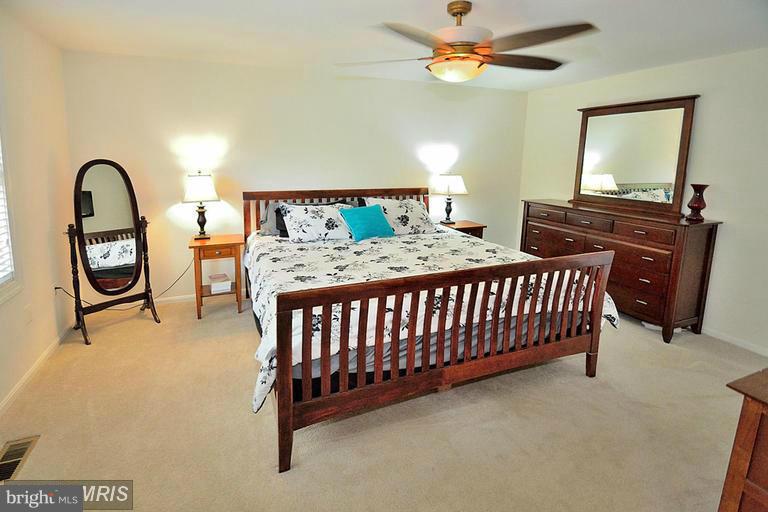 KINGS PARK WEST - Residential Lease