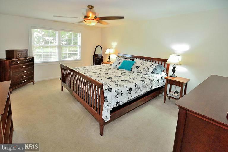 KINGS PARK WEST - Residential Lease